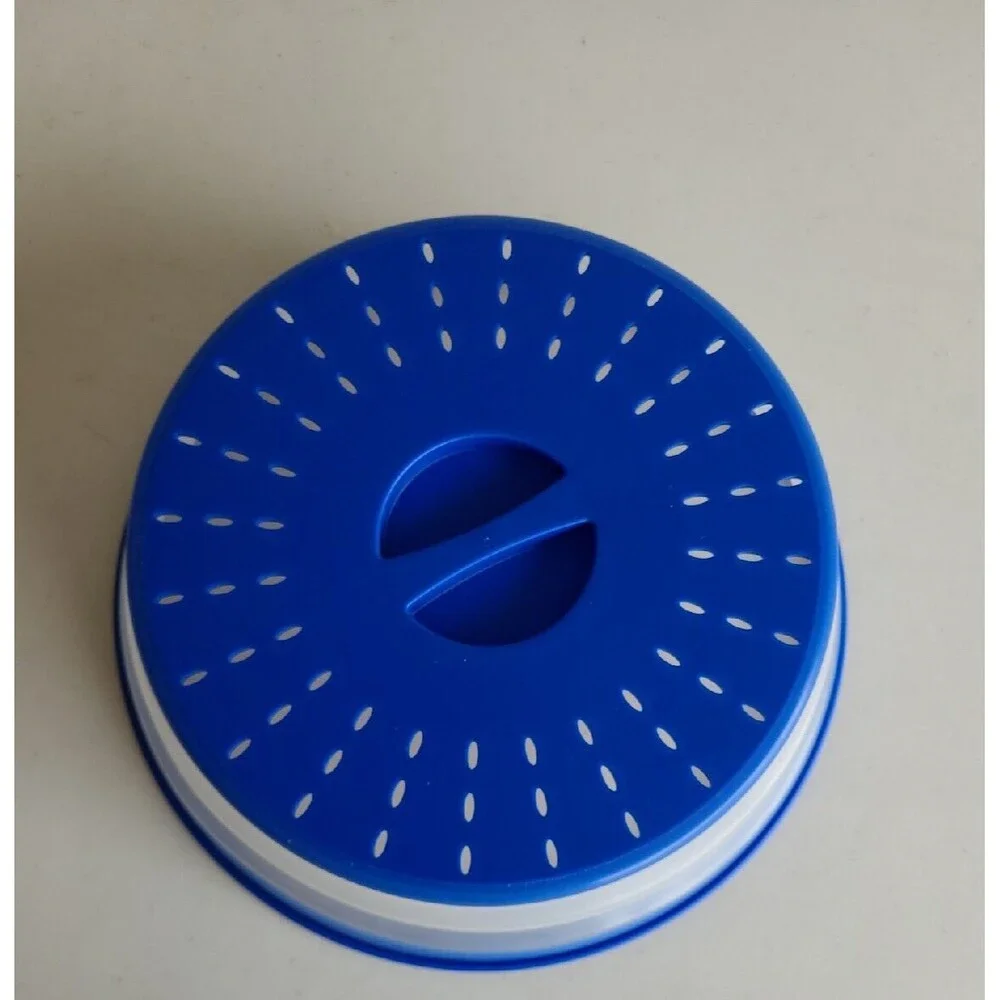 Tovolo Vented Collapsible Medium Microwave Cover (blue) - Splatter Guard